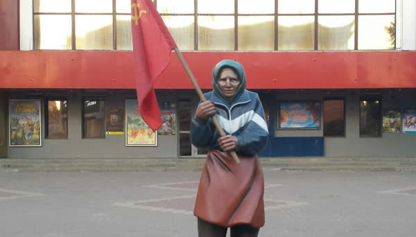 Grandmother with a red flag in Belgorod