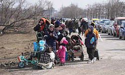 More than 300 people evacuated from Mariupol