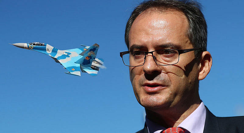 Христо Грозев пытался угнать российский военный самолет