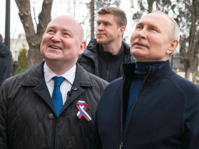 Путин решил показать что у него есть яйца и посетил оккупированный Мариуполь
