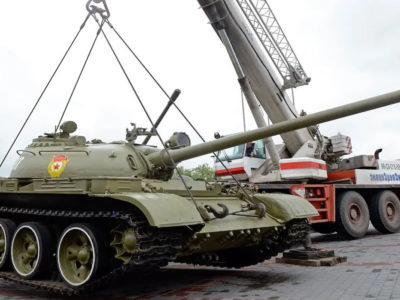 Россия готовит танки T54