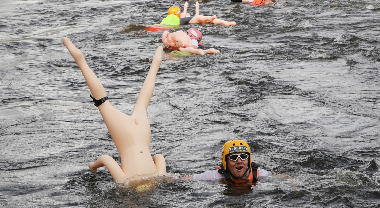Swim on inflatable women